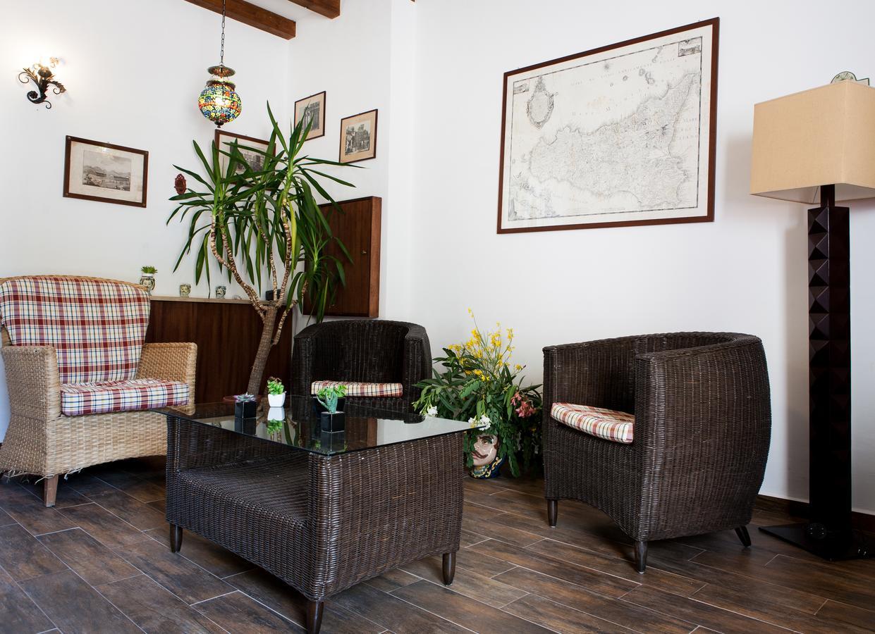Bed and Breakfast La Ferula Scillato  Zewnętrze zdjęcie